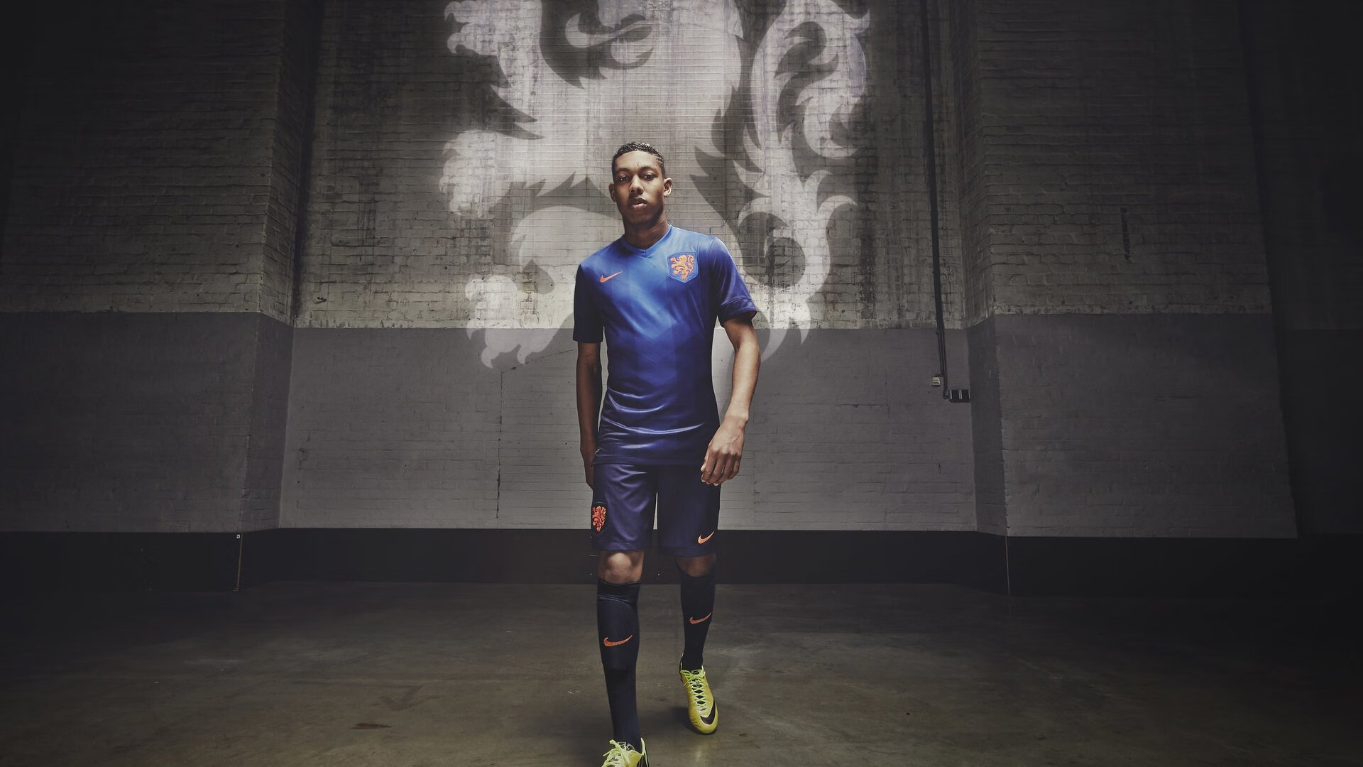 开云官网-戈贝尔，在被低估的寂静中，筑起现代篮球的叹息之墙